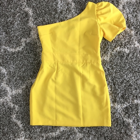 yellow dress from zara